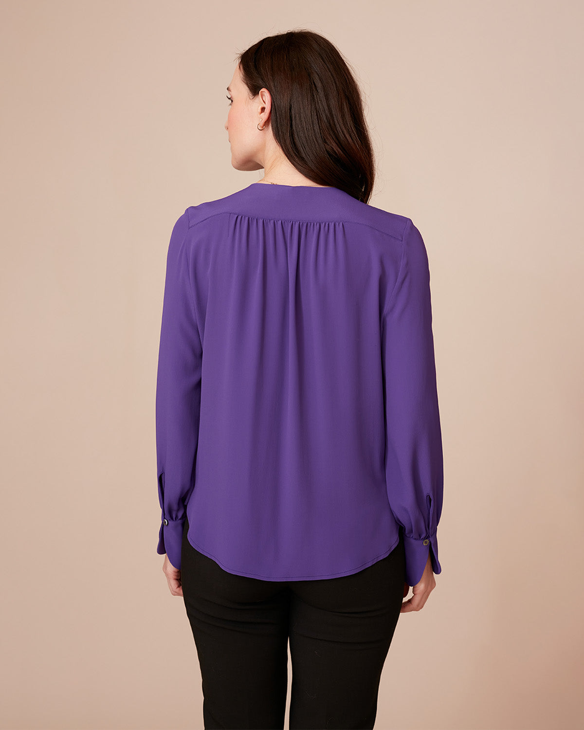 "#color_Amethyst|Daphne is 5'9", wearing a size S