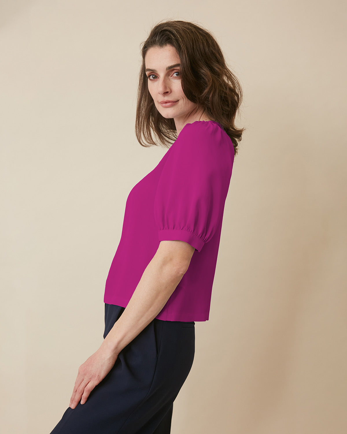 "#color_FUCHSIA|Jessica is 5'10", wearing a size S