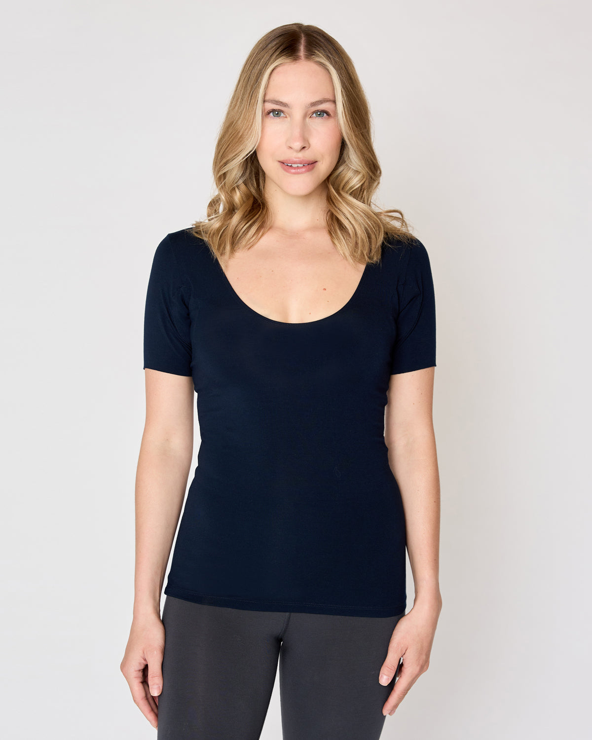 "#color_NAVY | Alex is 5'7" and was wears a size small