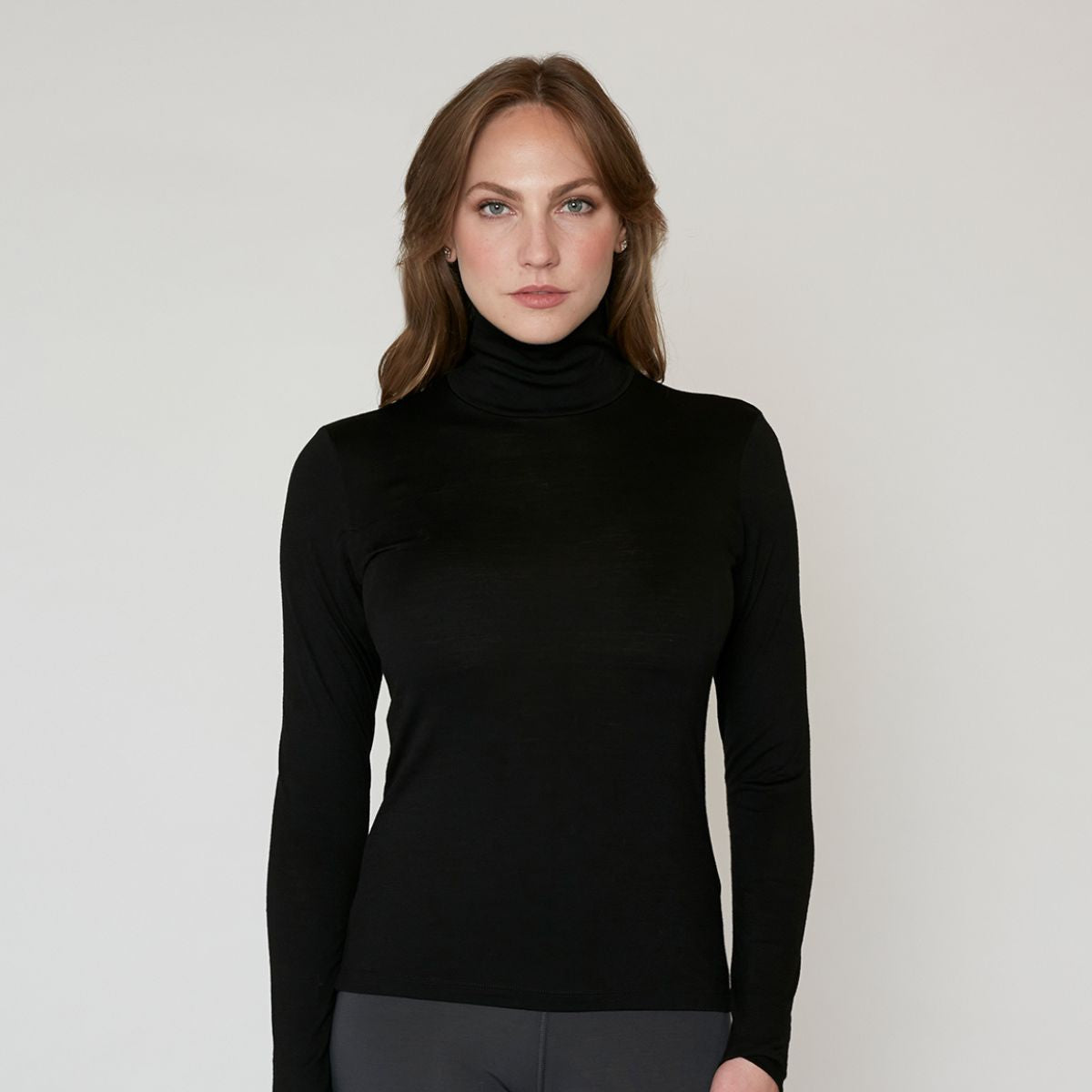 Black sale turtleneck undershirt