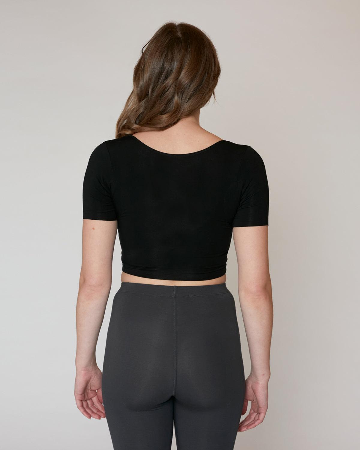 "#color_BLACK|Siobhan is 5'8.5" and wears a size S