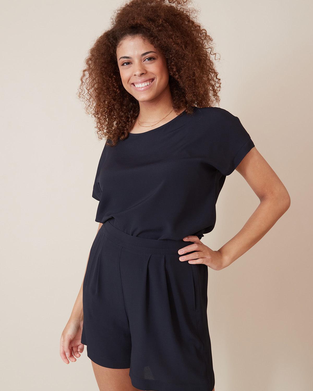"#color_NAVY|Cassandra is 5'11", wearing a size L