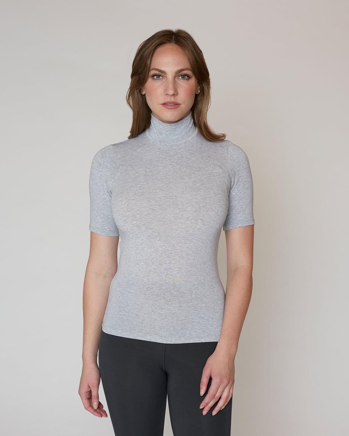 "#color_HEATHER GREY|Siobhan is 5'8.5" and wears a size S