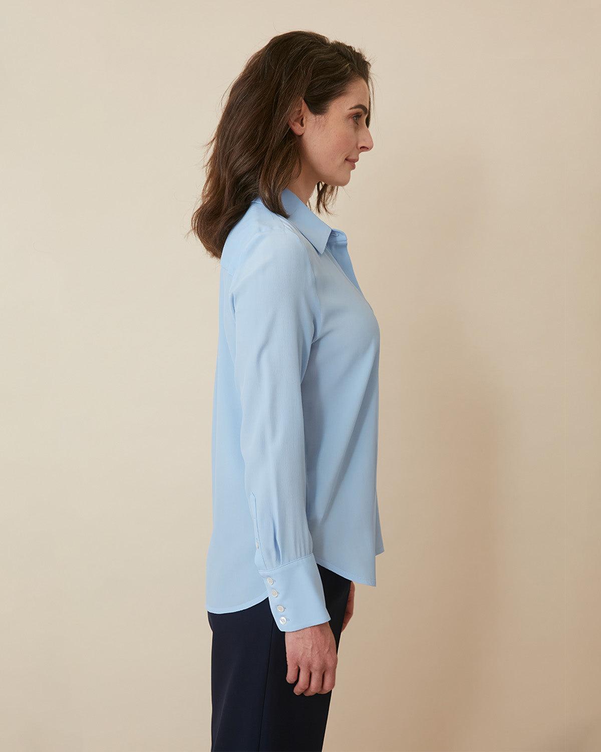 "#color_FRENCH BLUE|Jessica is 5'10", wearing a size S